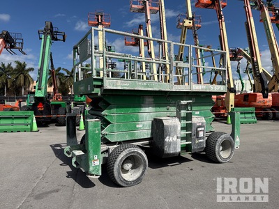 2016 Genie GS-5390RT 4x4 Diesel Podnośnik nożycowy