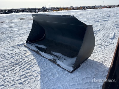 Hyundai 96 in Wheel Loader Bucket - Fits Hyundai HL930A