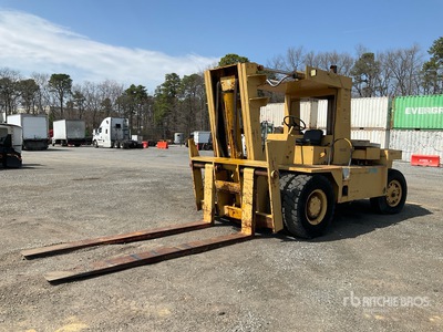 Fulghum 2STG30-48 Pneumatic Tire Forklift