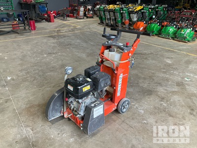 2020 Husqvarna FS400LV Scie à béton à contrôle arrière