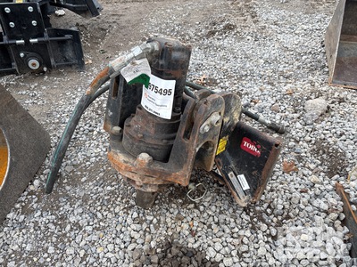 2018 Toro 22805 Mini Skid Steer Auger