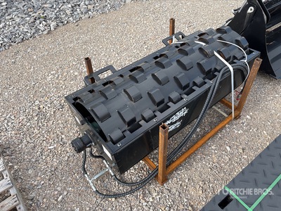 2025 GIYI GY-CW59 59 in Skid Steer Vibratory Roller (Unused)