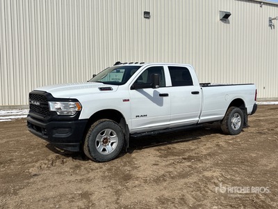 2019 Ram 3500 4x4 Crew Cab Pickup
