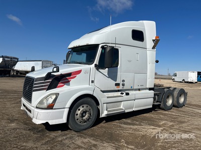 2014 Volvo T/A Sleeper Truck Tractor