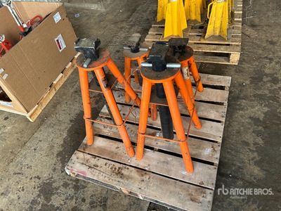 Quantity of (4) Strongarm 10 Ton Jack Stands ورش و مخازن متنوعة