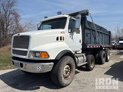 1997 Ford LT9513 6x4 Tri/A Dump Truck
