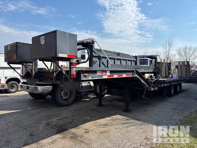 1986 Wisconsin 40 ft T/A مقطورة سطح السفينة المائلة