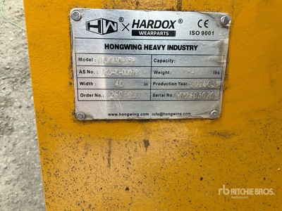 2026 HW THUMB30-35H 39 in Hydraulic Excavator Thumb - Fits Cat 330, 336D / 30 - 36 ton (Unused)