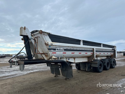 2005 Midland 34 ft Tri/A مقطورة للتفريغ الخلفي