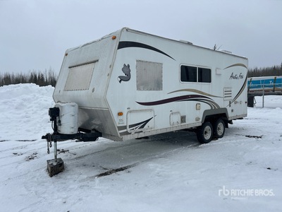 Arctic Fox 22H 20 ft T/A Travel Trailer
