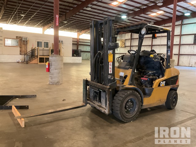 2020 Cat GP30N Cushion Tire Forklift