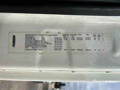 2018 Freightliner Cascadia 126 T/A Day Cab Truck Tractor