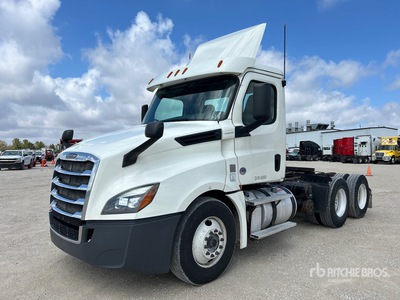 2018 Freightliner Cascadia 126 6x4 トラックトラクター（T/A）
