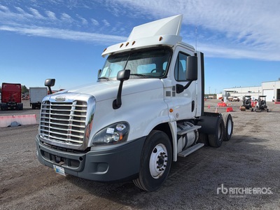 2018 Freightliner Cascadia 125 6x4 T/A Day Cab Truck Tractor