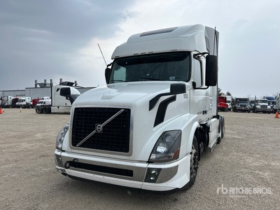 2016 Volvo VLN670 6x4 Tracteur routier couchette