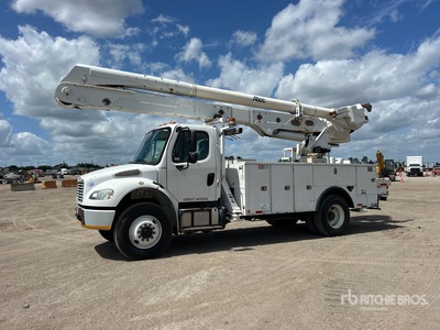 2014 Altec AA55 56 ft on 2015 Freightliner M2 106 4x4 Lkw-Arbeitsbühne