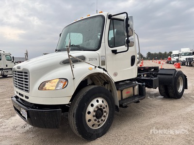2018 Freightliner M2 106 4x2 Cabeza Tractora Cabina Corta