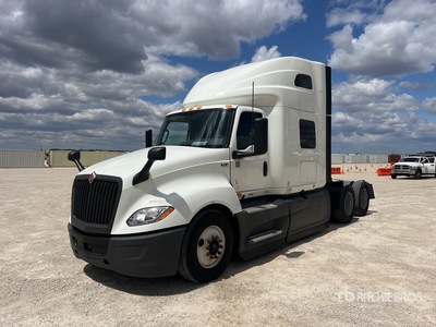 2023 International LT625 6x4 T/A Slaapcabine Trekker