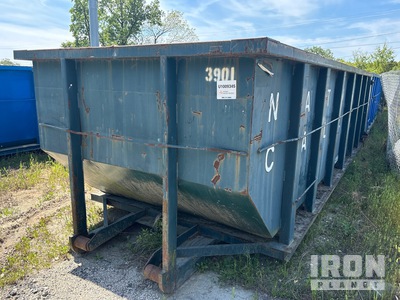 22 ft 4 in 30 cyd Roll-Off Container