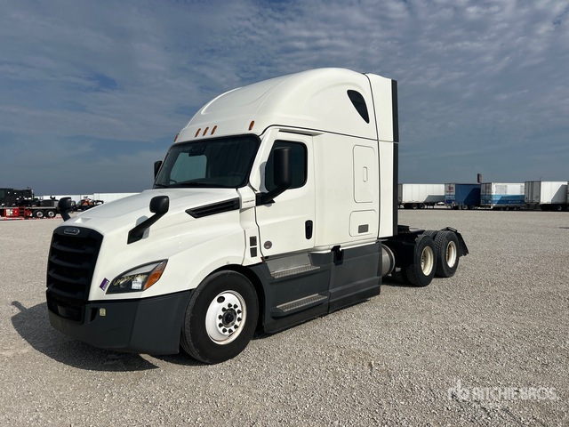 2023 Freightliner Cascadia 126 6x4 T/A Sleeper Truck Tractor