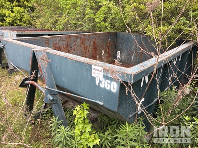 11 ft 10 cyd Roll-Off Container