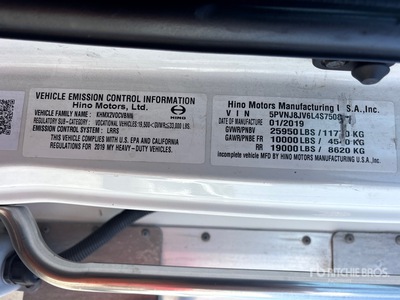 2020 Hino 268 Camiones