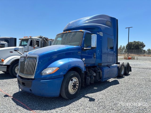 2020 International LT625 6x4 T/A Sleeper Truck Tractor