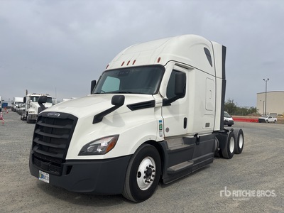 2023 Freightliner Cascadia 126 6x4 T/A Sleeper Truck Tractor