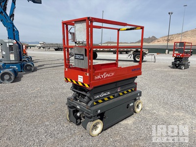 Skyjack SJIII 3219 Scissor Lift