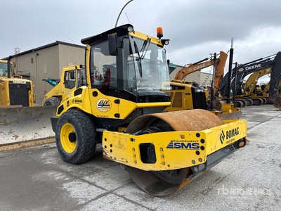 2021 Bomag BW177D-5 Gladde trommelpers