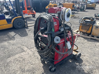 Lincoln Idealarc CV305 Mobile Multi-Process Soudeuse