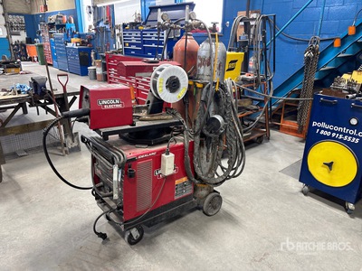 Lincoln Idealarc CV305 Mobile MIG Soldadora