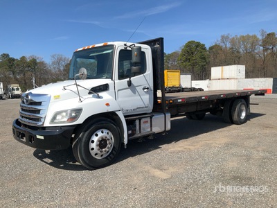 2017 Hino 268 4x2 Flatbed Truck