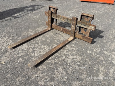 46 in Wheel Loader Forks - Fits CAT 906