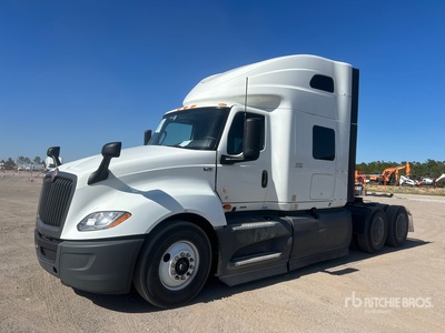 2023 International LT625 6x4 T/A Sleeper Truck Tractor