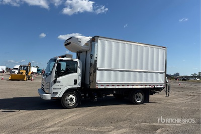 2021 Isuzu NRR 4x2 شاحنة مبردة