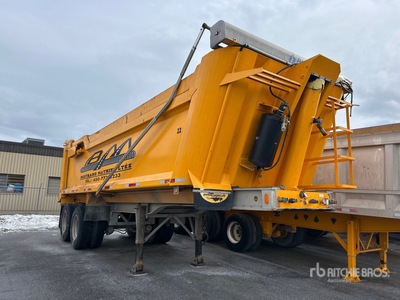 2012 Mac et Lagace 26 ft T/A End Dump Trailer