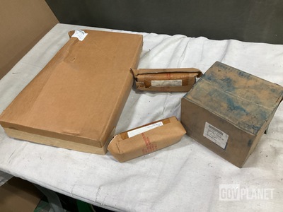 Clips, Connectors, Wheel Hub Caps & Assorted Items