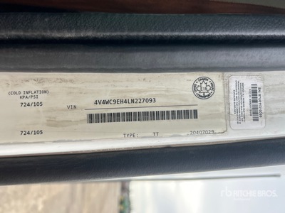 2020 Volvo VNR 6x4 T/A Day Cab Truck Tractor