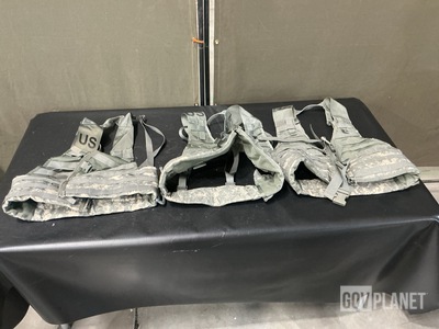 (54) Fighting Load Carriers