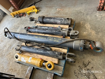 Quantity of (6) Cylindre