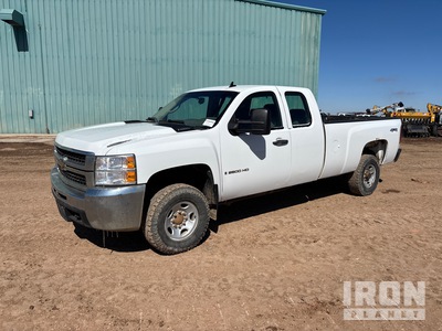2009 Chevrolet 2500 4x4 Extended Cab Pickup (Inoperable)