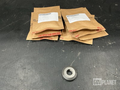 (8) Linmarr Associates 1599712-1 Packing Retainers