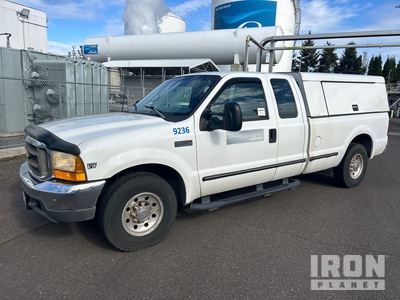 1999 Ford F-250 XLT 4x2 Extended Cab Pickup