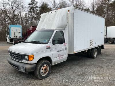 2004 Ford E-450 Camion camara de alcantaria