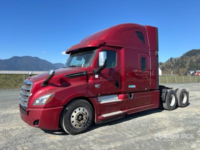 2019 Freightliner Cascadia 6x4 T/A Sleeper Truck Tractor