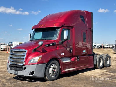 2018 Freightliner Cascadia 126 6x4 T/A Sleeper Truck Tractor