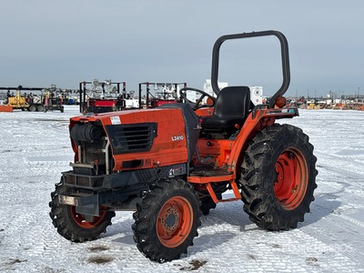 1999 Kubota L3410 2WD Utility Tractor