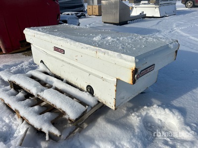 Weather Guard 116-3-02 Truck Saddle Box