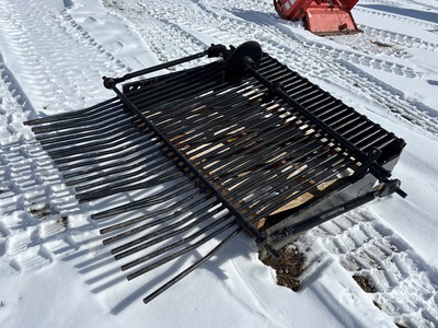 48 in Garlic harvester